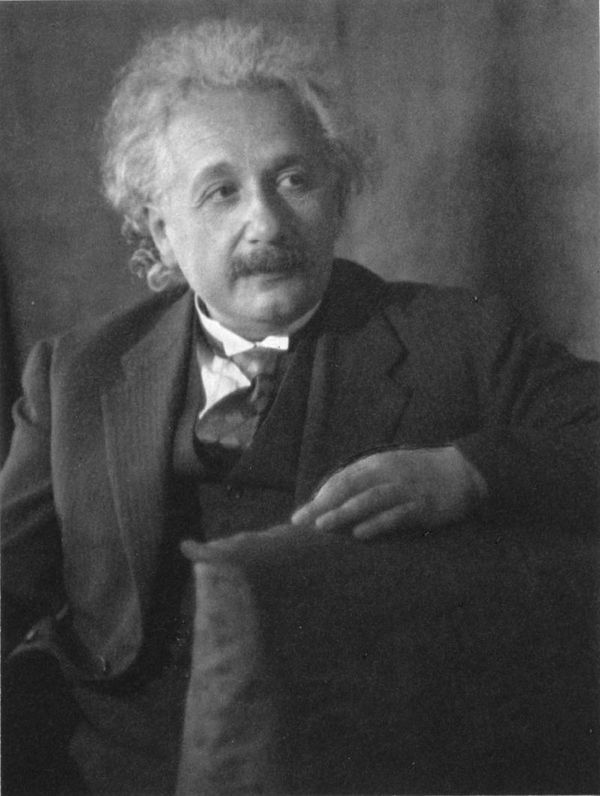 Einstein, Preprints, & the Press